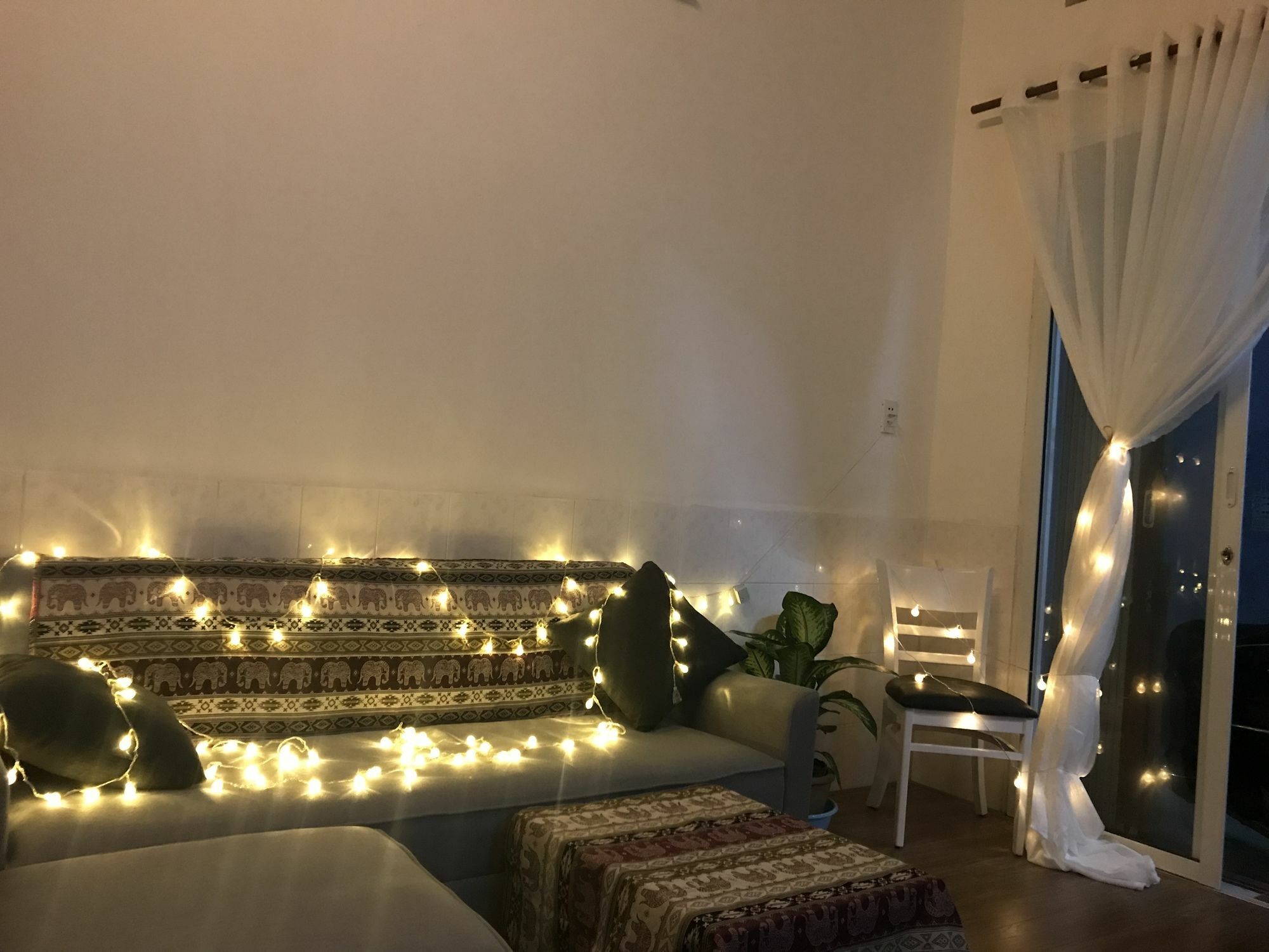 Meowies Homestay ホーチミン市 エクステリア 写真